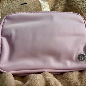 New Lululemon Purple / Lavender Everywhere Belt Bag 1L